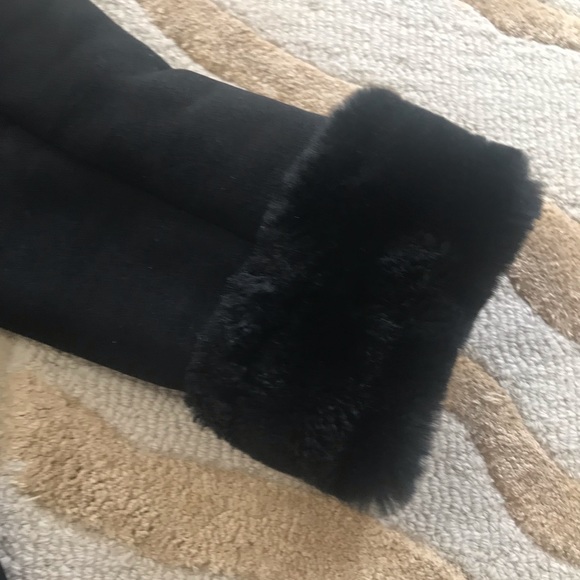 Ann Taylor black coat faux fur, suede feel Medium size - Picture 10 of 12